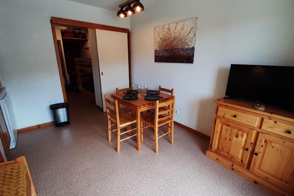 Superbe Appartement La Joue Du Loup Centre, 6 Personnes, Avec Parking Prive Saint-Étienne-en-Dévoluy 外观 照片